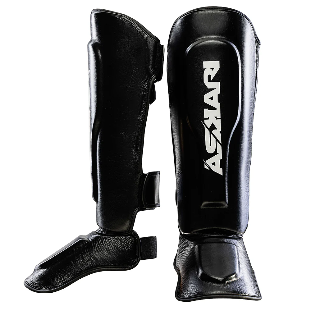 "CALIBR8" SHINGUARDS - Image 2