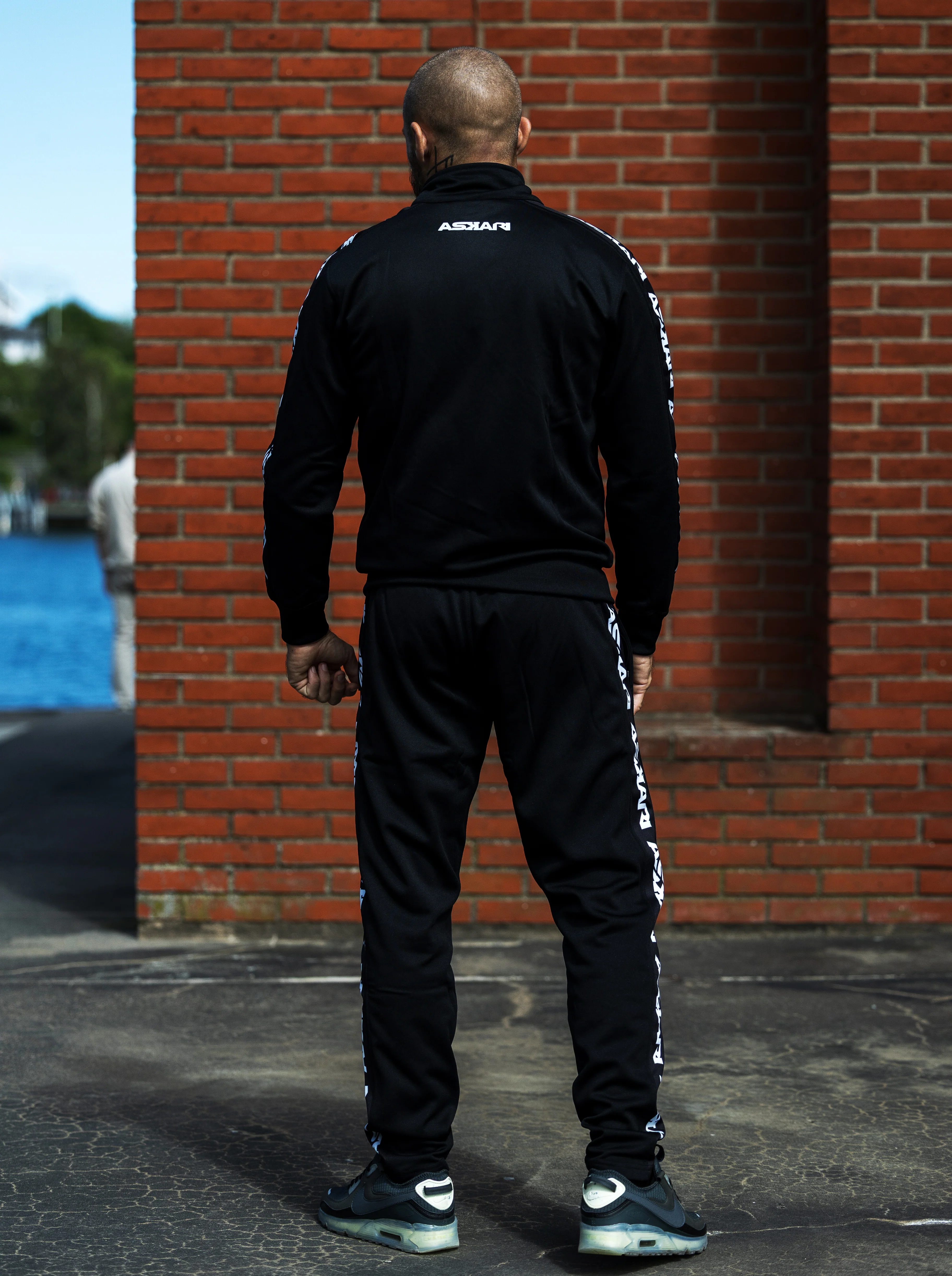 "POISON" TRACKSUIT - Image 15